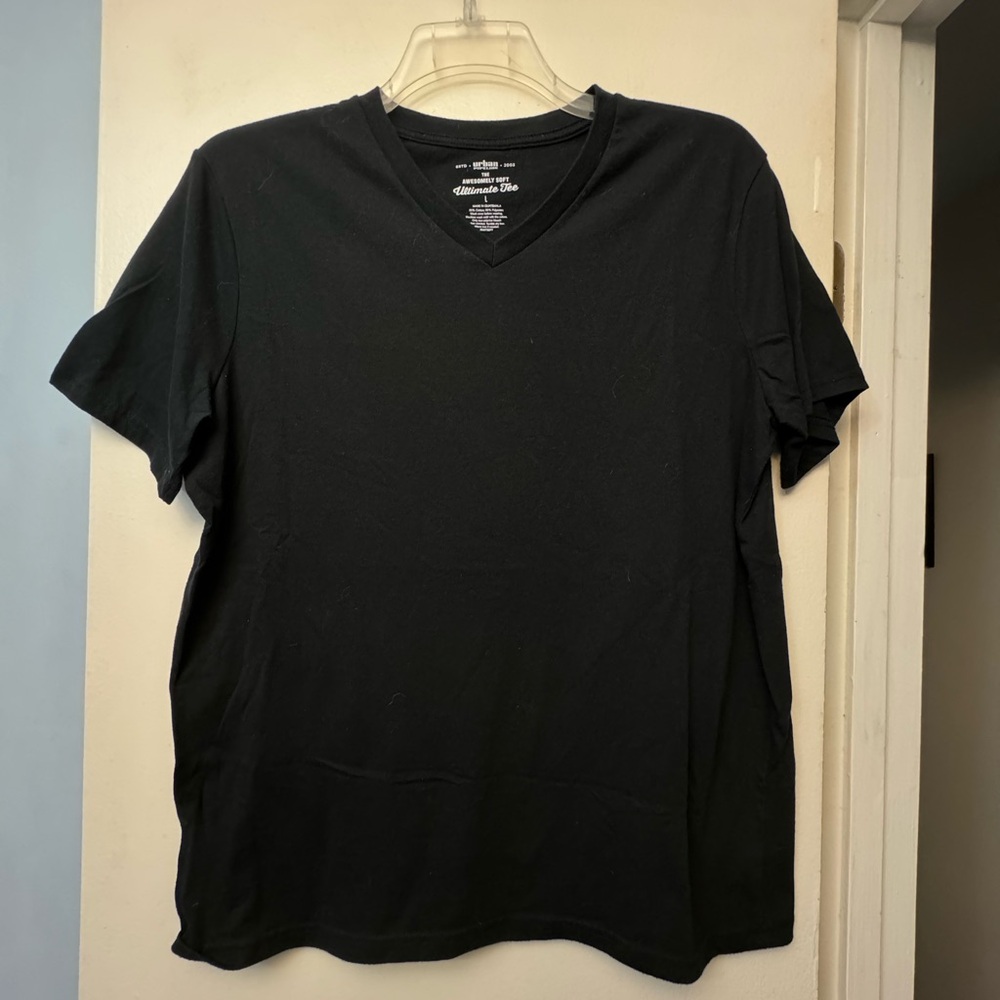 Mens Awesomely Soft Ultimate Tee- V Neck T-shirt, size Large